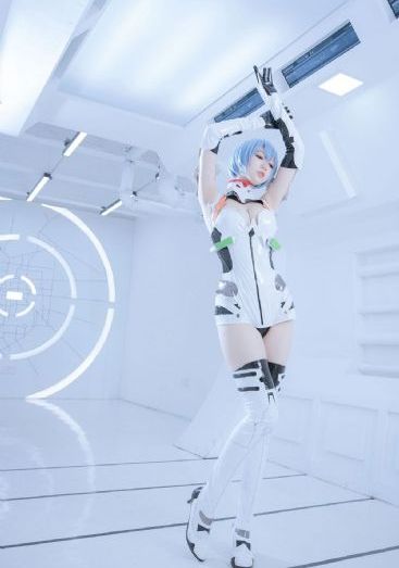 泳池playH被c哭高H_HD天堂在线