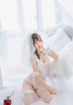 KTV摸陪酒女奶头电影_BD高清完整版