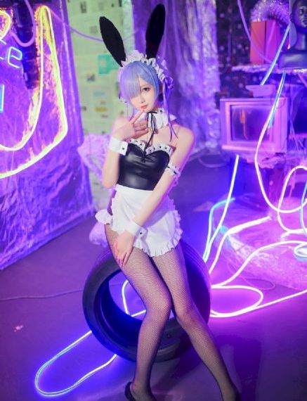 美利坚av在线_JVID性感写真