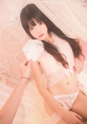 偷拍制服丝袜人妻无码_国语版中文版