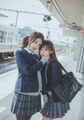 久久久久立洲AV无码AV蜜桃_DVD在线观看完整版